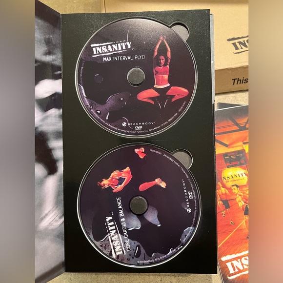 INSANITY - 60 Day Total Body Conditioning - 13 DVD Set - VGC - Missing Meal Plan - Picture 5 of 8